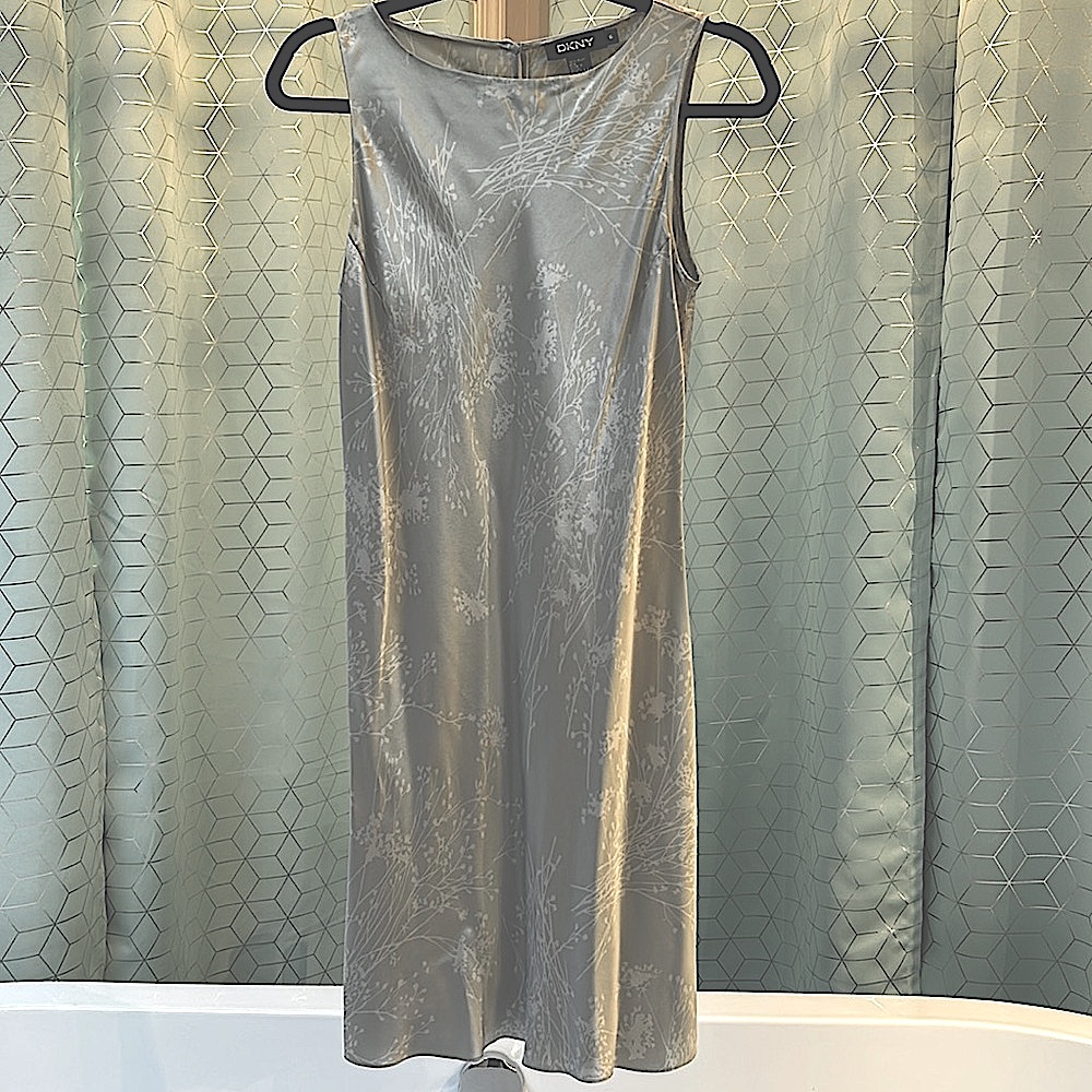 Vintage DKNY 💯% Silk dress size 6